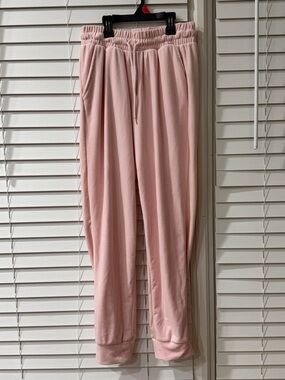Refuge Soft Pink Drawstring Jogger Pants! Size Small! 🩷🩷